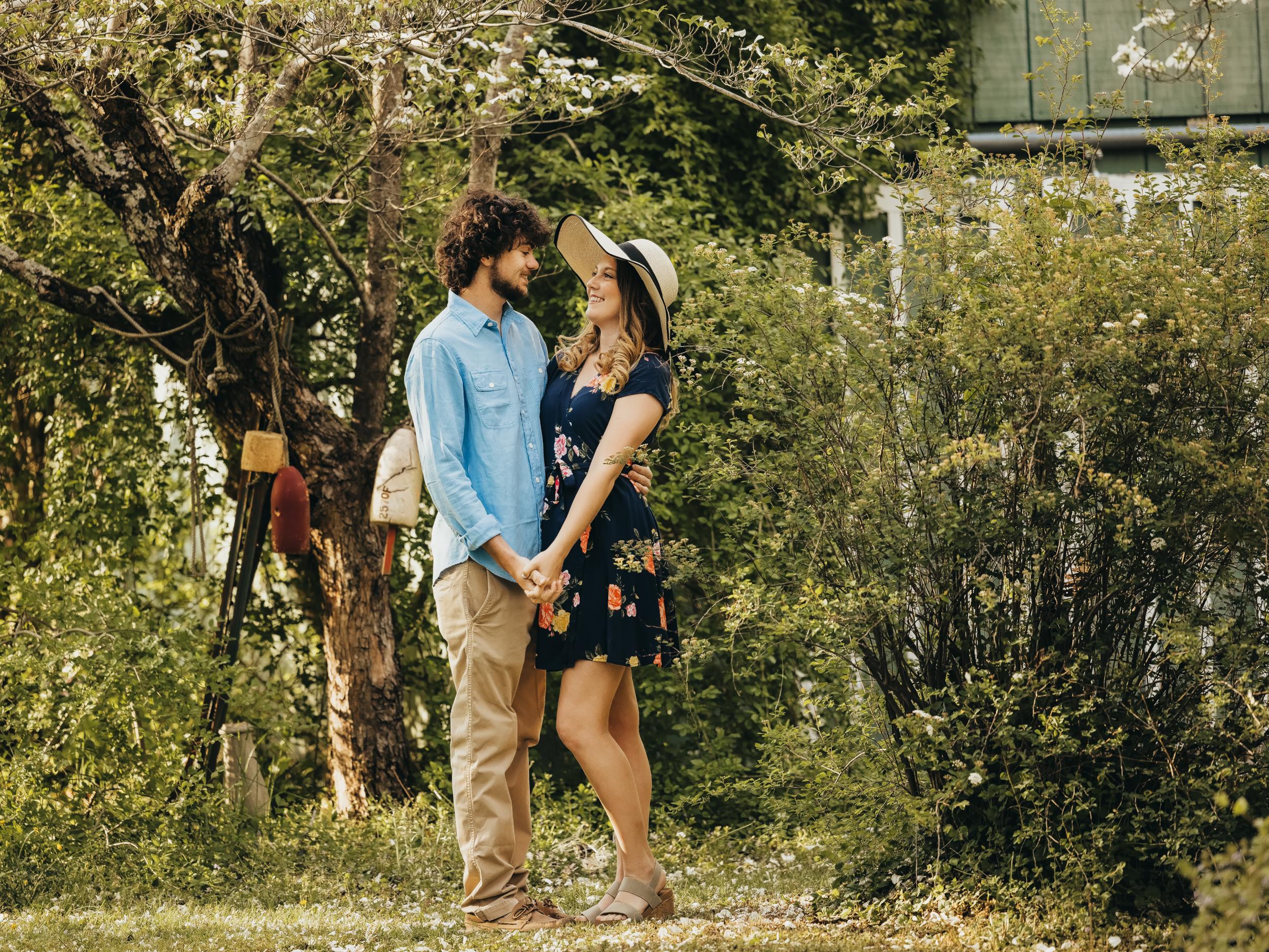 The Wedding Website of Emily Perkins and Elliott Redmon