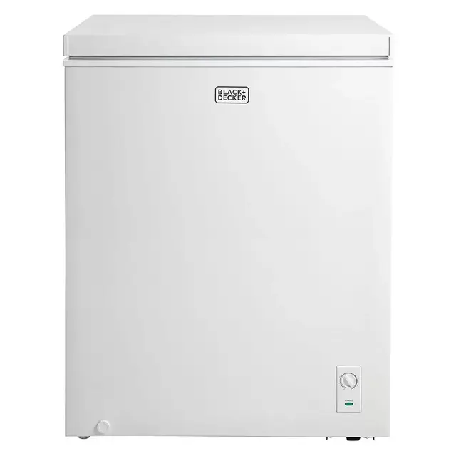 BLACK+DECKER 5.0 Cu. Ft. Chest Freezer, Holds up to 175 Lbs. of Frozen Food with Organizer Basket