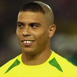 1 mês de corte de cabelo pro Noivo