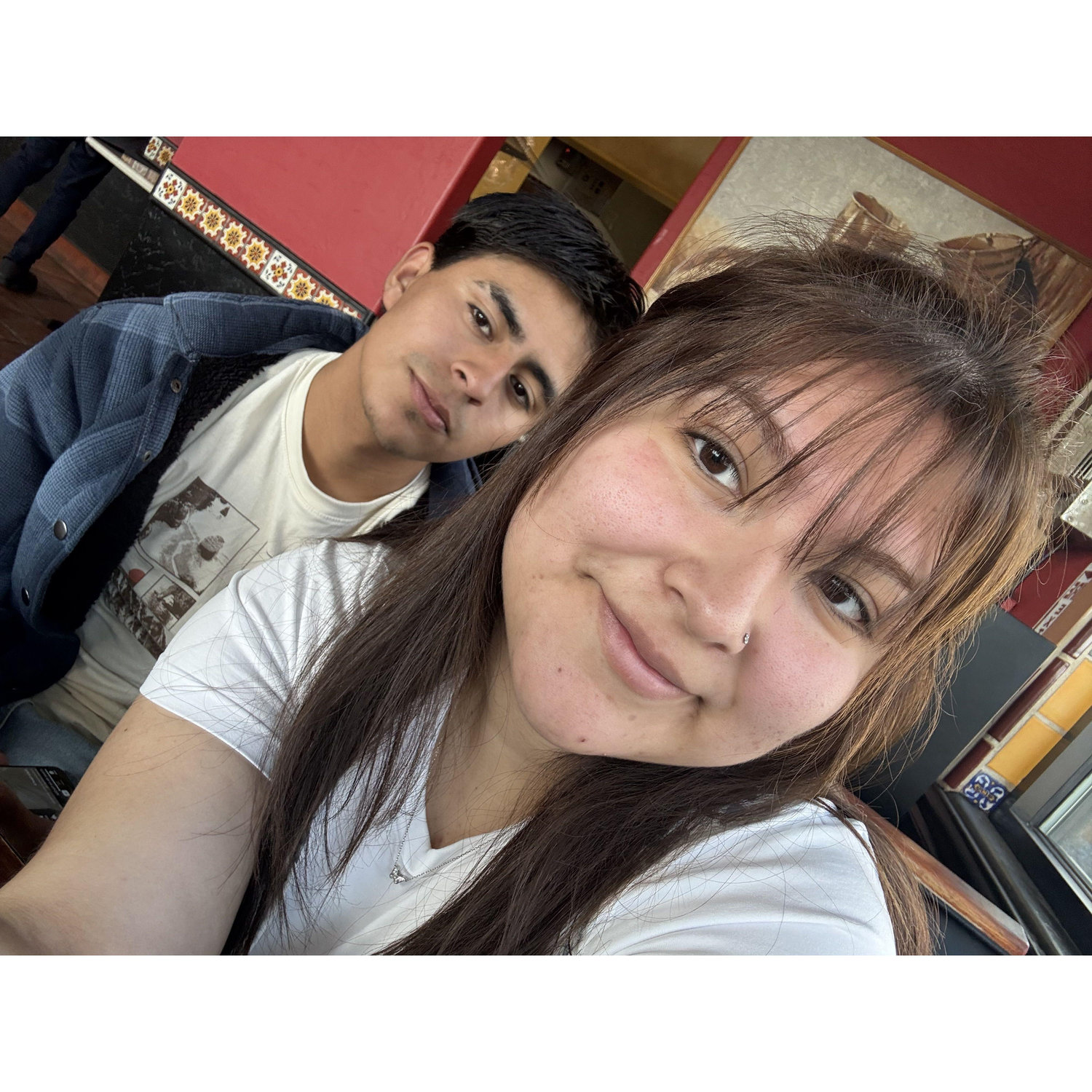 Before church picture. Typical sunday vibes with us | Foto antes de la iglesia, tipico domingo con nosotros