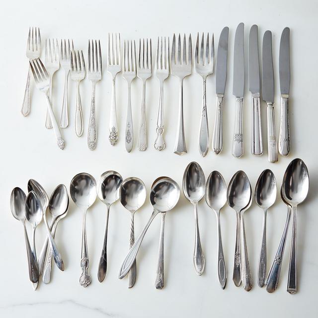 Vintage Flatware - Set of 20