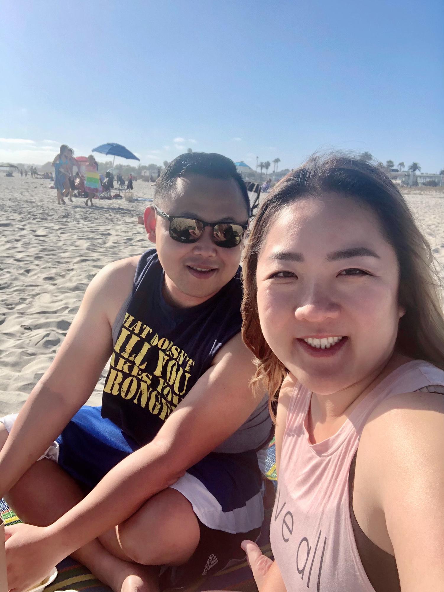 More beach date~ let’s get rid of some tan lines 😆