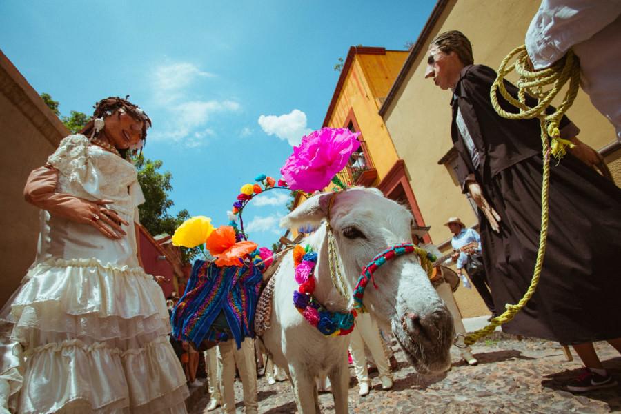 The Wedding Website of Cristal Retana and Eric Lule