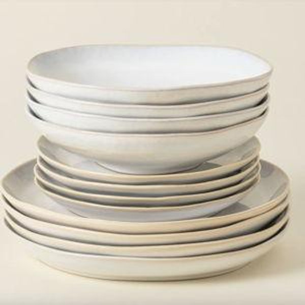 12-Piece Dinnerware Set with Soup/Pasta Bowl Brisa