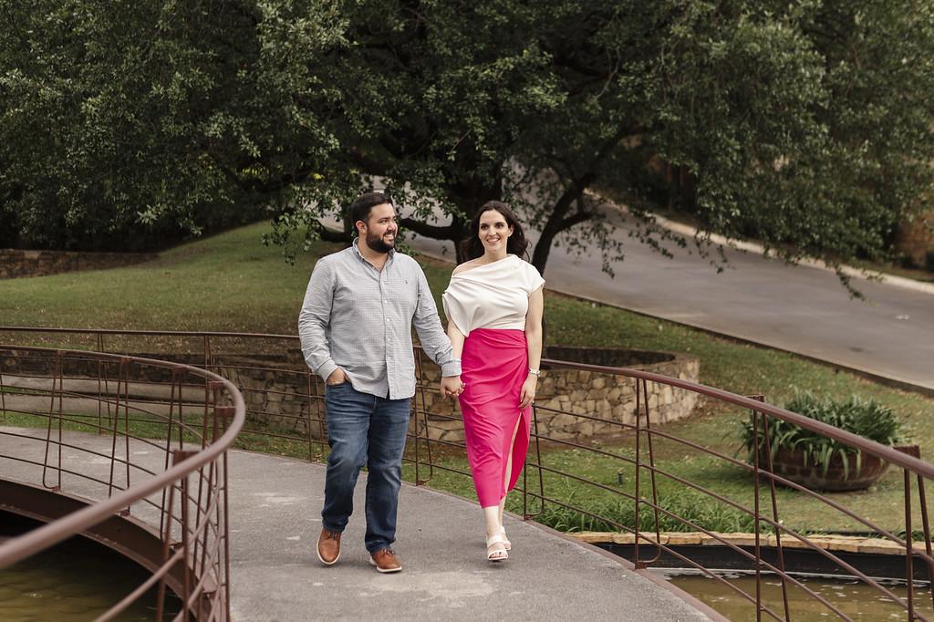 The Wedding Website of Adriana Montemayor and Mauricio Zabaleta
