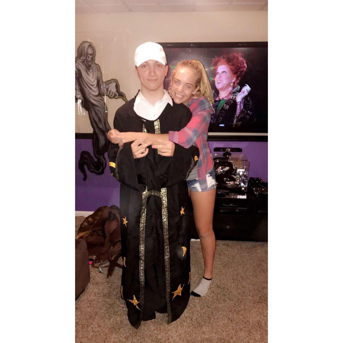 August 2018: We met through mutual friends in high school.