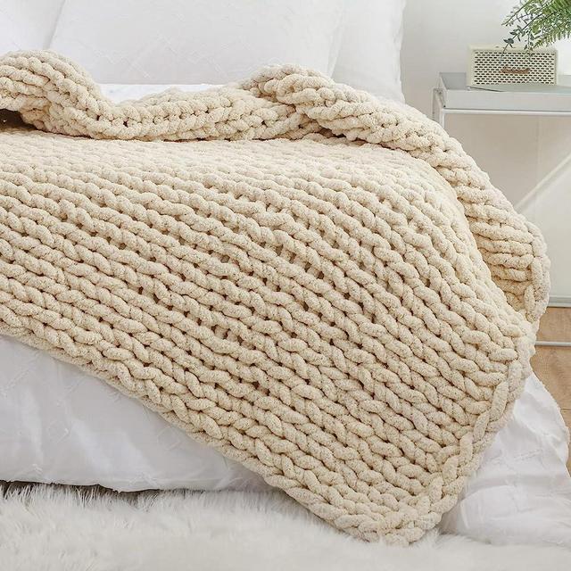 YAAPSU Chunky Knit Blanket Throw 60"x80", Soft Jumbo Chenille Throw Blanket, 100% Hand Knitted Throw Blankets for Couch Bed, Big Thick Yarn Cable Knit Blanket, Large Rope Knot Crochet Blanket (Beige)