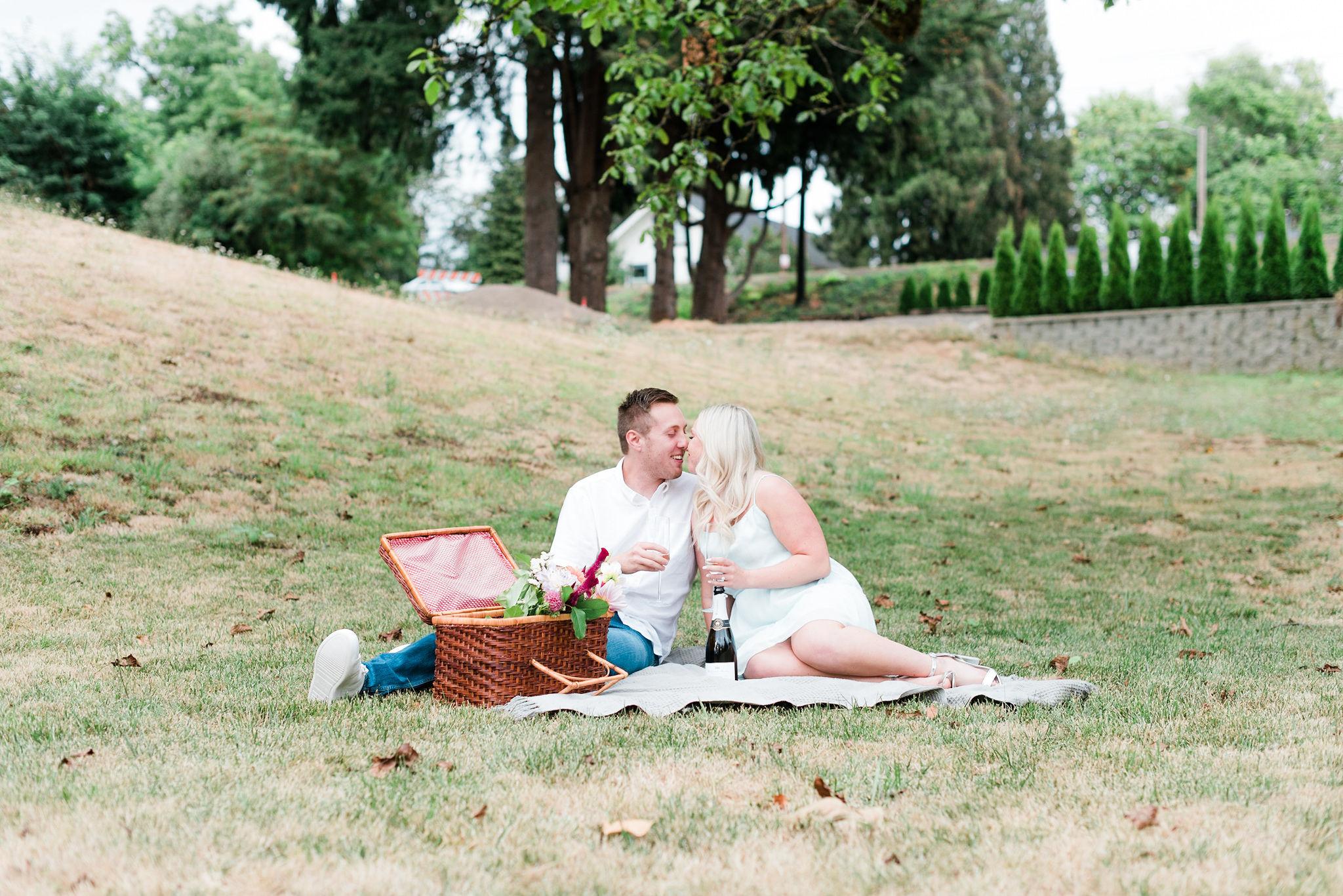 The Wedding Website of Alexa Kaplan and Tanner Ahl