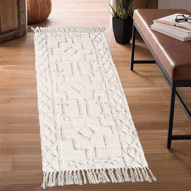 Uphome Boho Runner Rug 2' x 5' Tufted Geometric Accent Throw Rugs with Tassel Cotton Woven Washable Tribal Floor Mats for Laundry Entryway Hallway Porch Bedroom Kitchen
