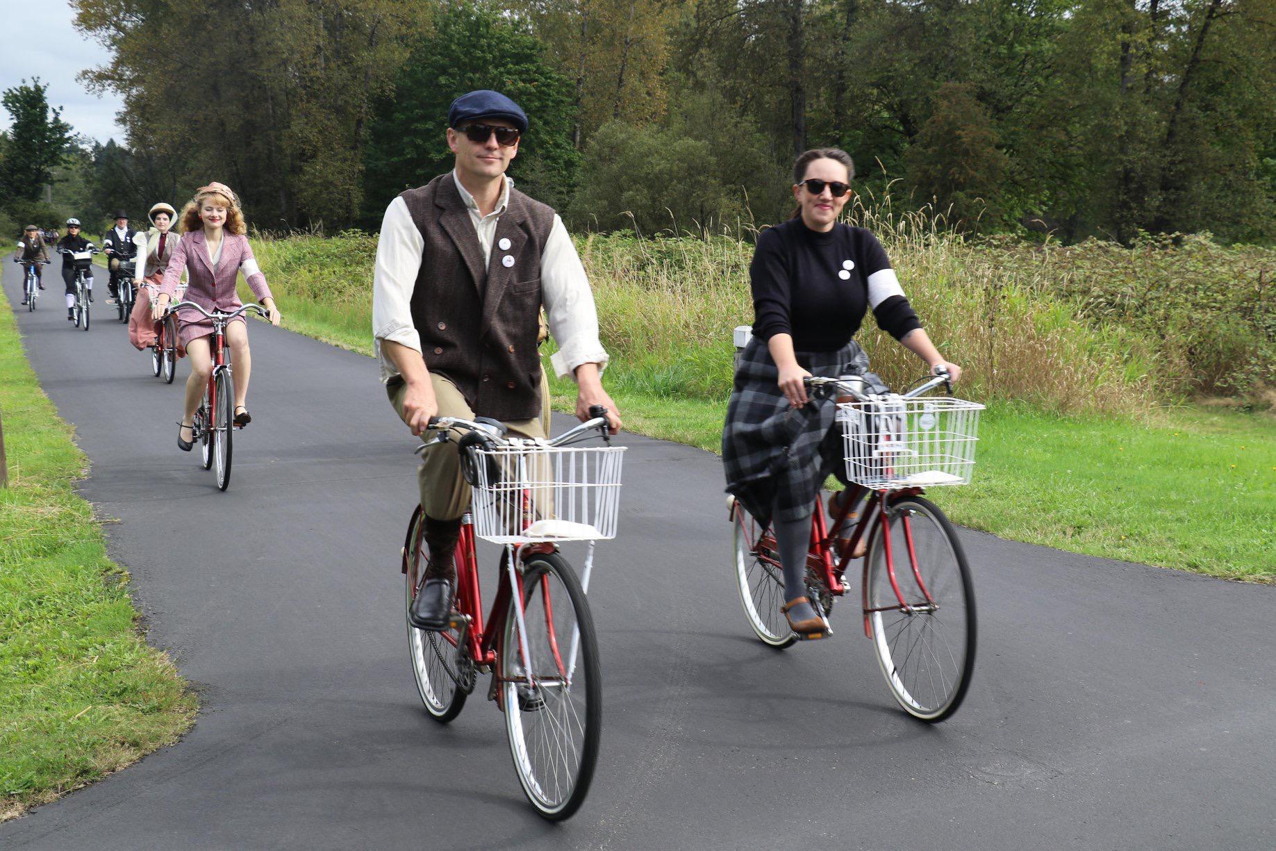 Our first Snohomish Tweed Ride!