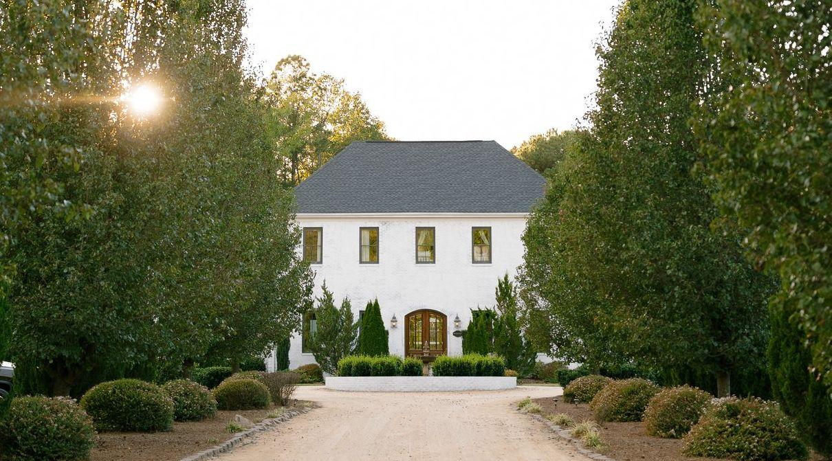 The Wedding Website of Jordan Leigh Page and Kenyan Daniel Beason