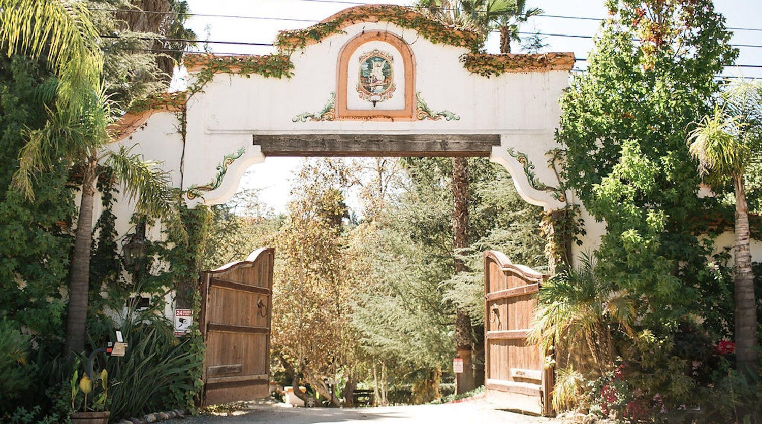 The Wedding Website of Zoe Ferreira and Jordan Siegel