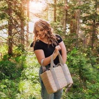 Parisian Insulated Seagrass Picnic Basket