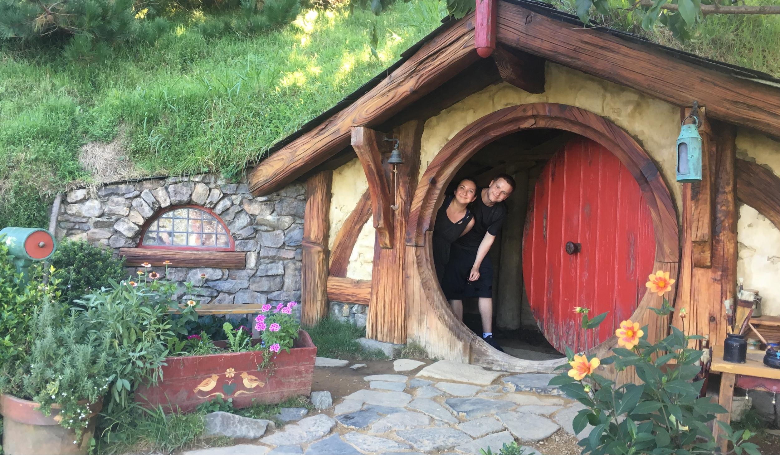 The Wedding Website of Sasha Ponarina and Thomas Popov