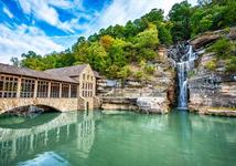 Dogwood Canyon Nature Park