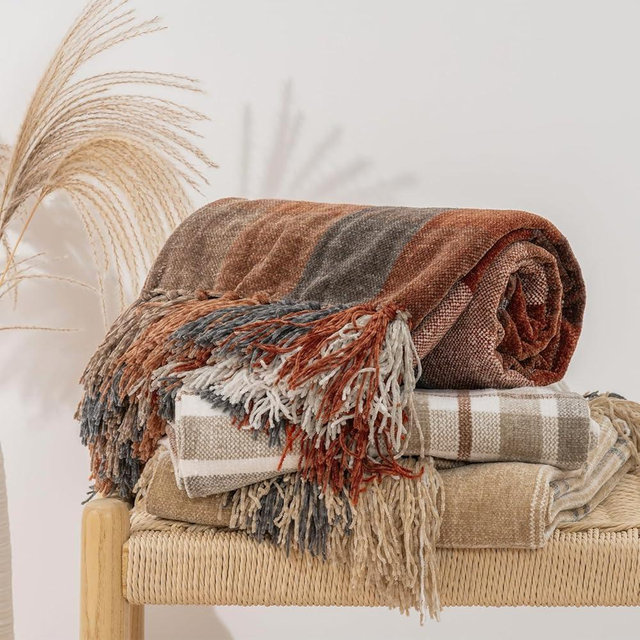 EVERGRACE Plaid Chenille Throw Blanket for Couch, Super Soft Cozy Decorative Fall Throw Blanket with Tassels for Bed Sofa Gift, Lightweight Harvest Plaid Throw Blanket for Autumn 50”x60”