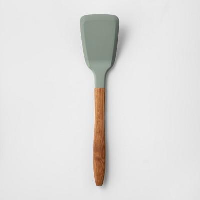 Cravings by Chrissy Teigen Silicone Head Turner with Wood Handle Green
