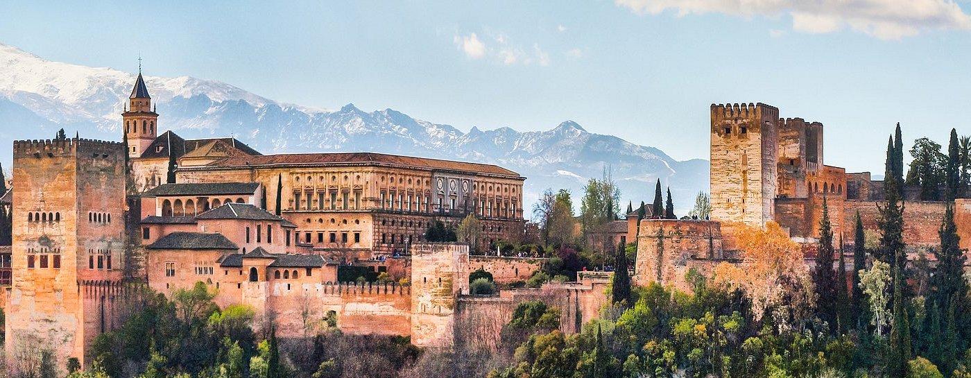 The Wedding Website of Isabel Mendez and Lorenzo Tersigni