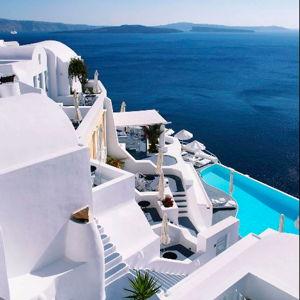 Hotel in Santorini