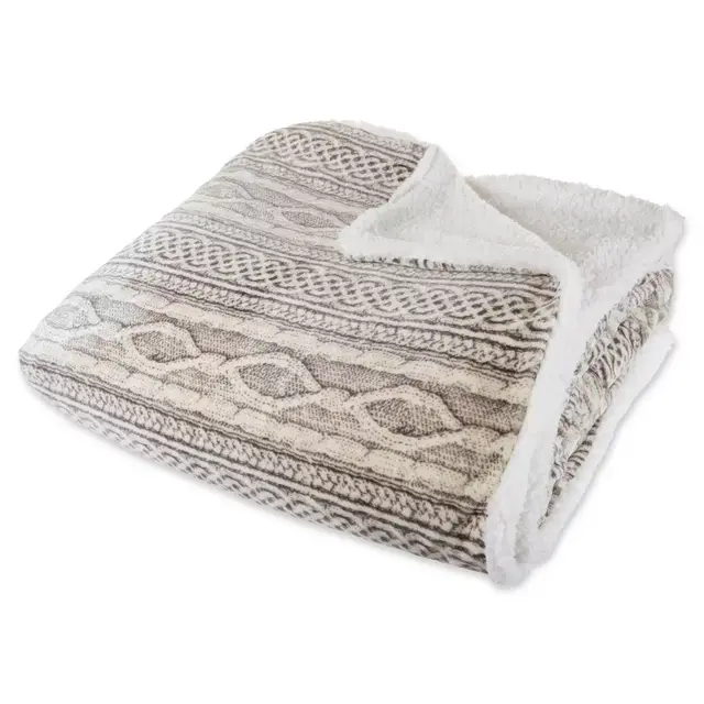 Nottingham Home Reversible Fleece Full/Queen Blanket in Grey/Beige