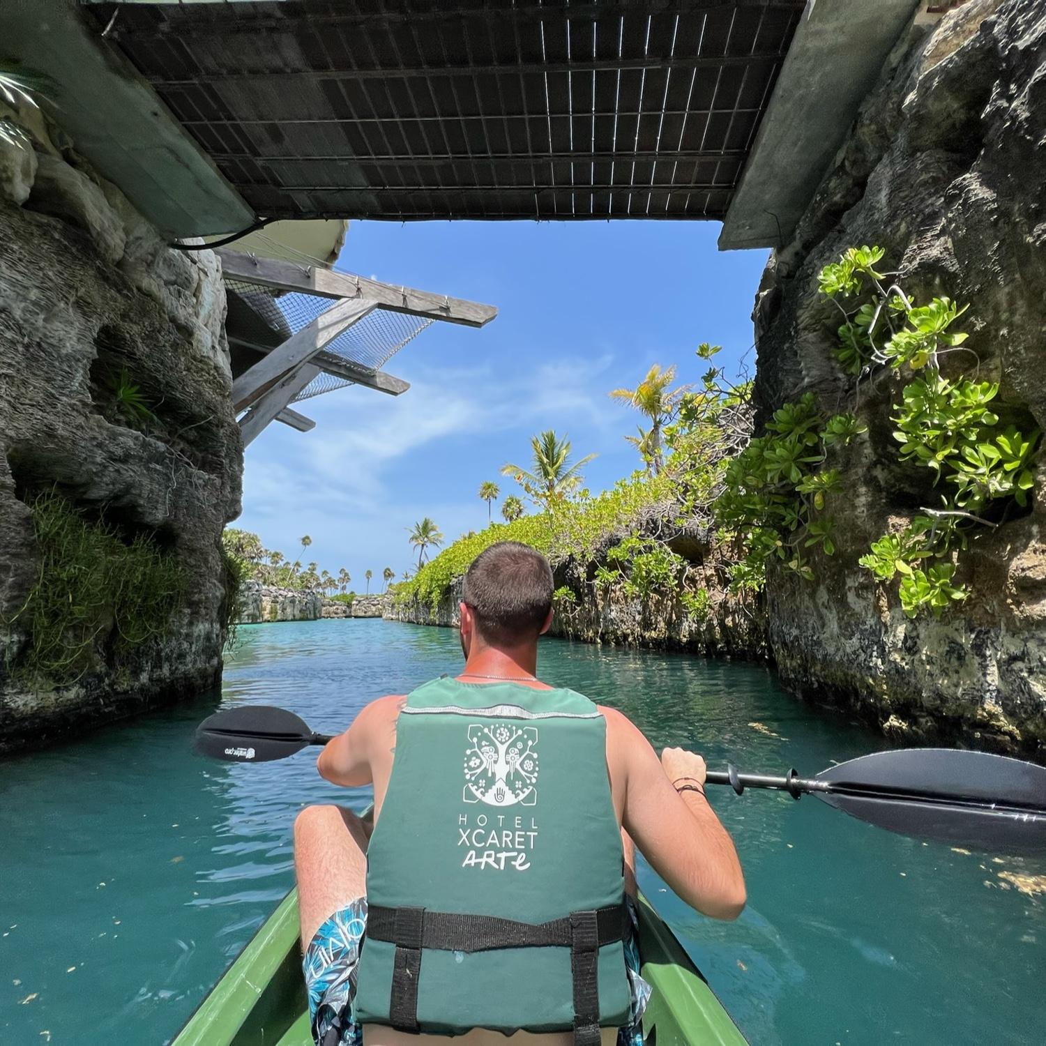 While exploring the resort we stumbled upon an area you can kayak.