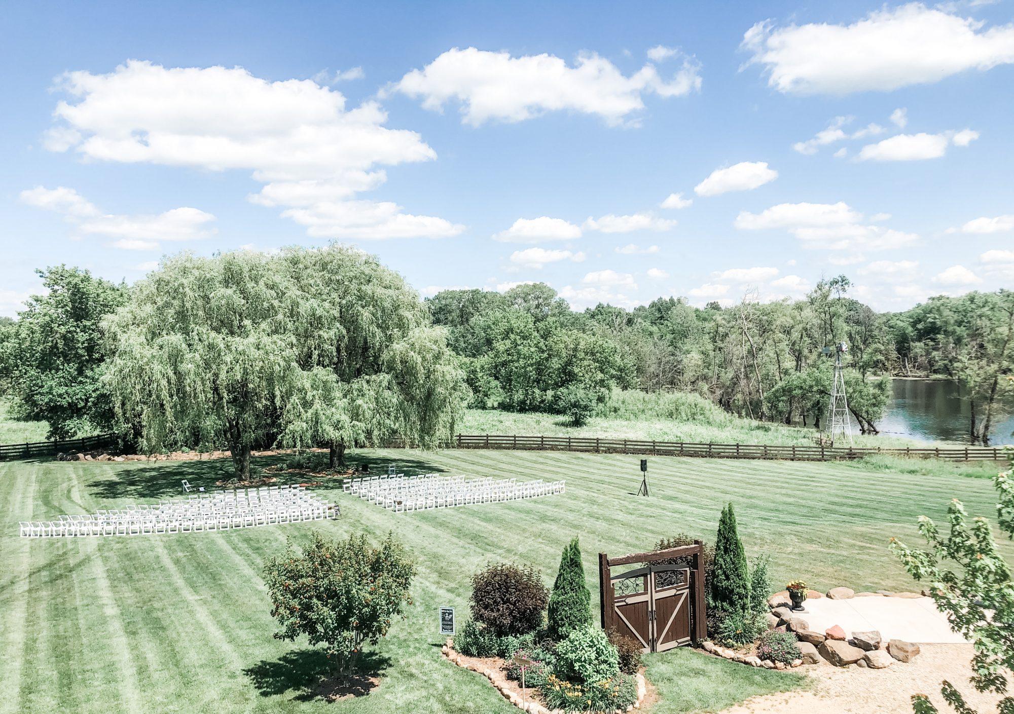 The Wedding Website of Stephanie Hammes and Brett Pick