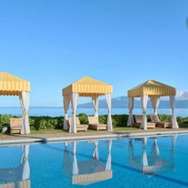 Royal Lahaina Poolside Cabana