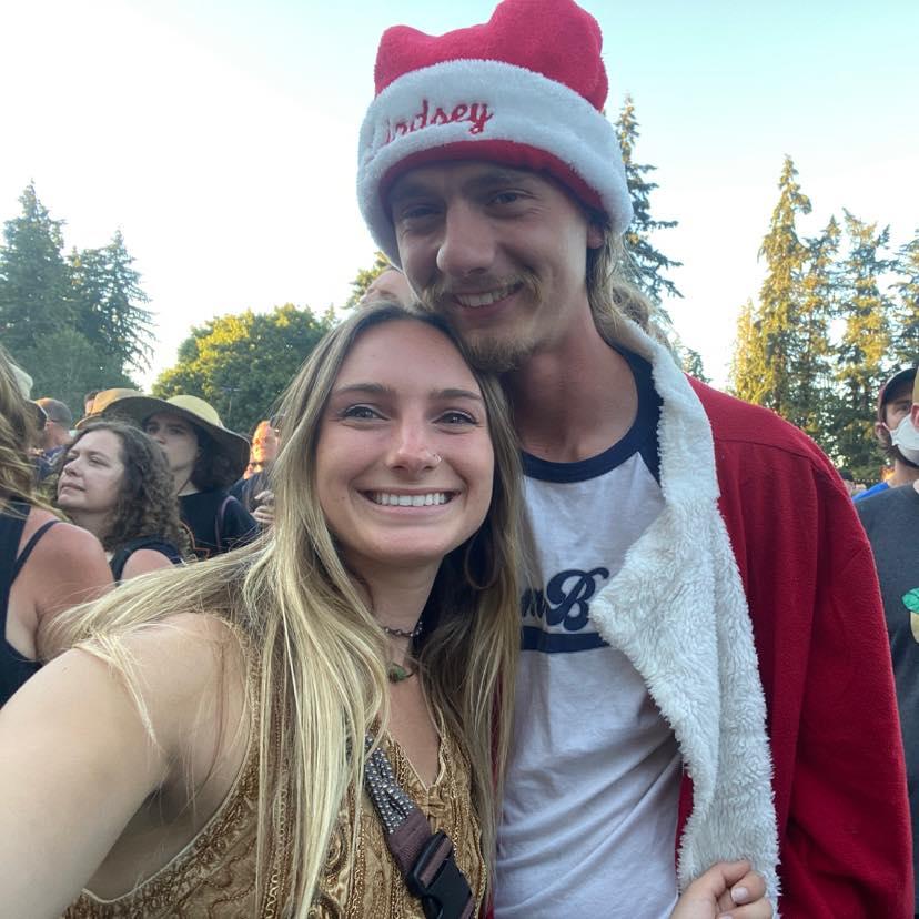 Billy Strings concert with Santa