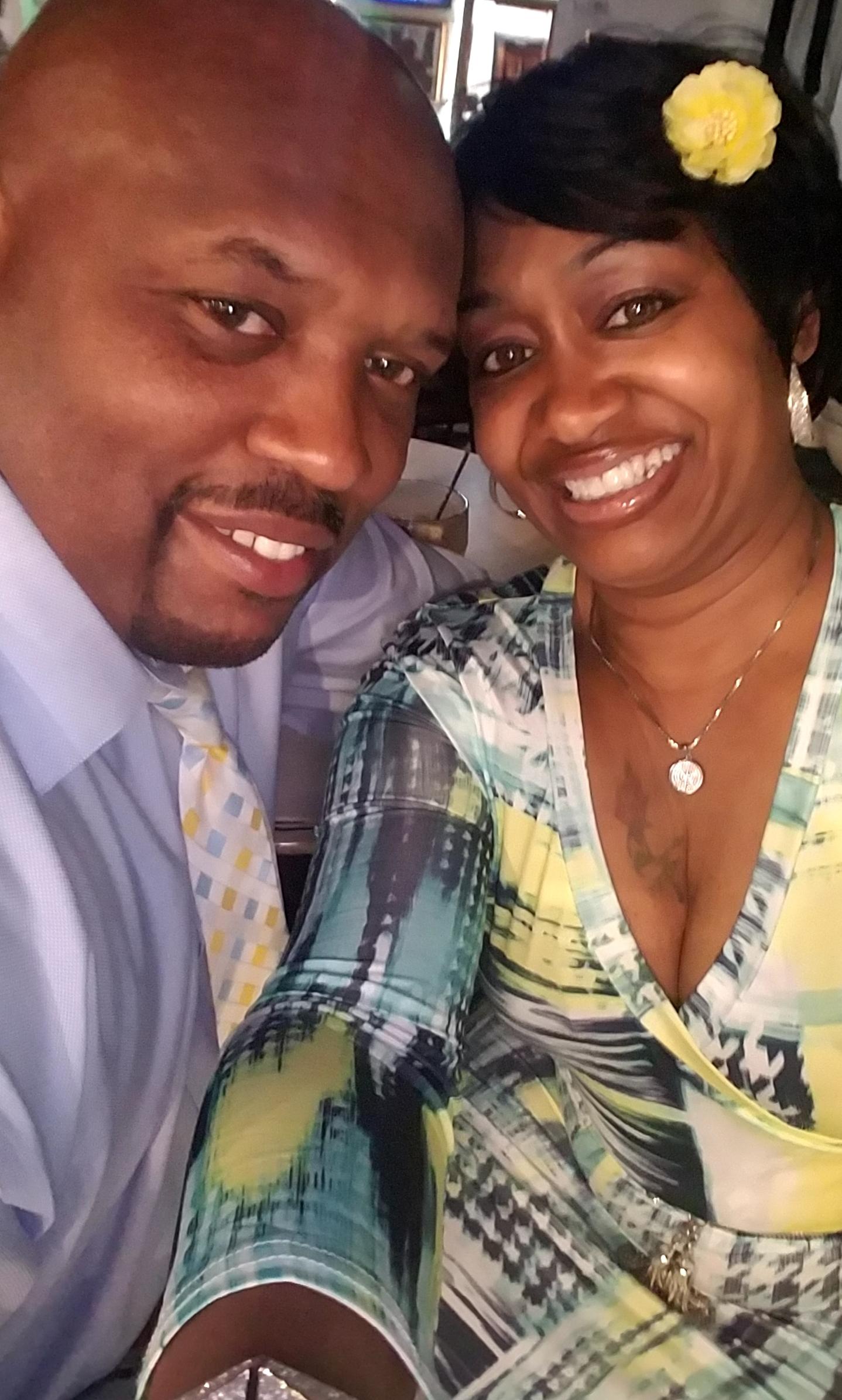The Wedding Website of Charnise Bonds "Niecy" and Willie Morris "Oochie"