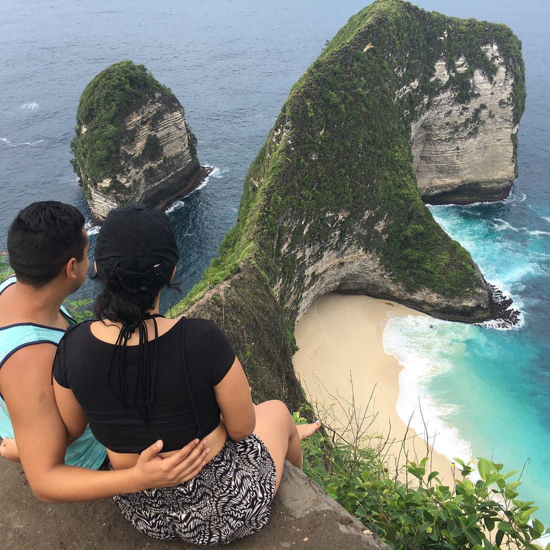 Fatima had food poisoning this day in Bali but it was worth it