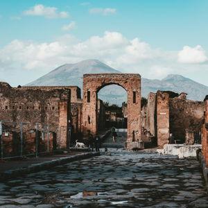 Guided Visit to Pompeii for Two