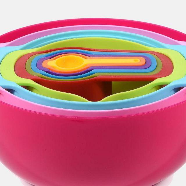 Mixing Bowls & Measuring Spoons סט קערות וכפות מדידה
