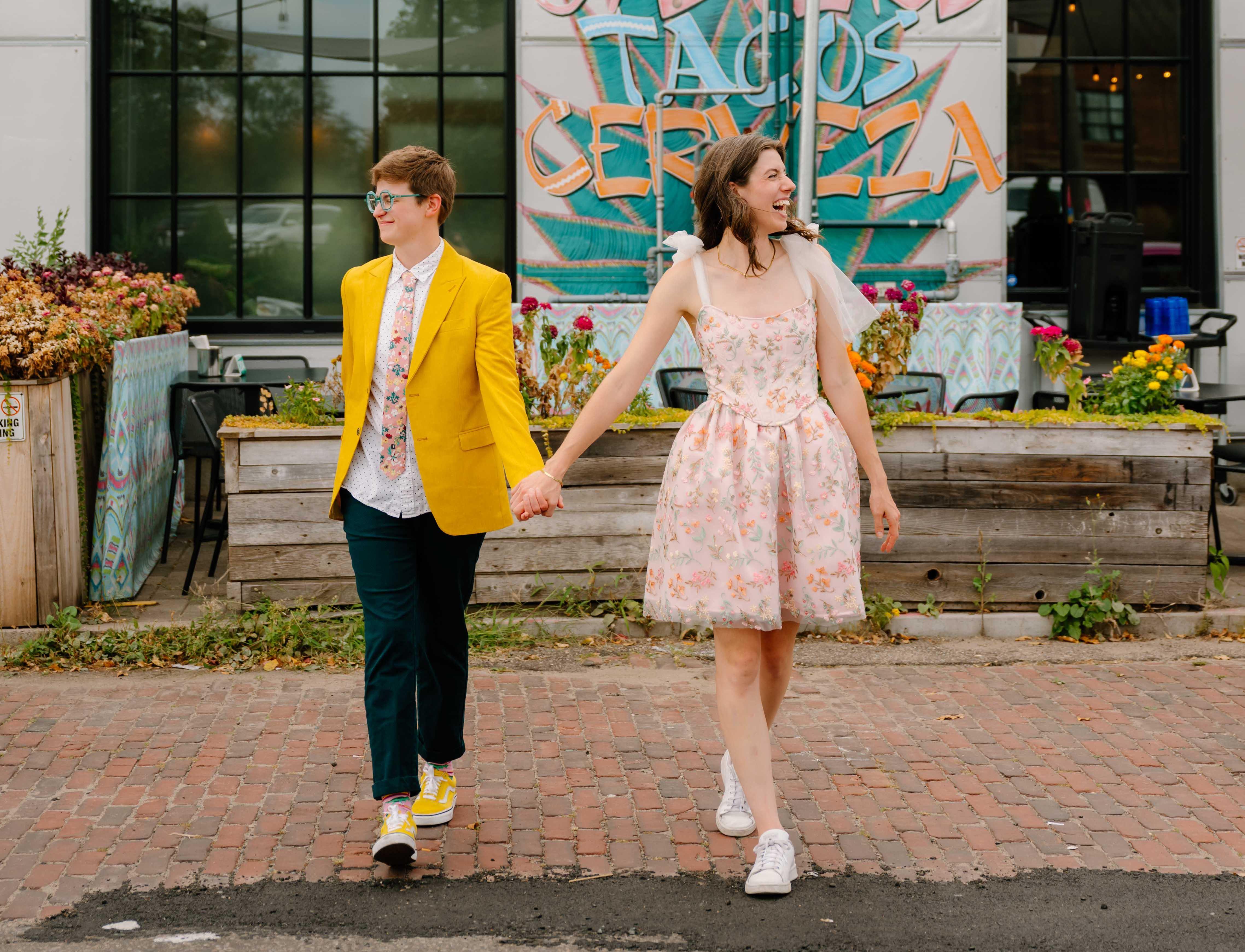 The Wedding Website of Amanda Benke and Anna Belle Albitz