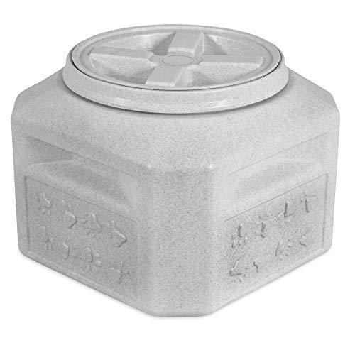 Vittles Vault Outback 15 lb Airtight Pet Food Storage Container (Packaging May Vary)