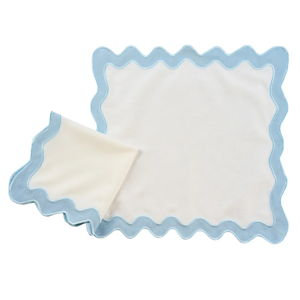 Set of 4 Scallop Napkins 20x20