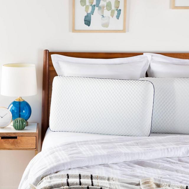 King Essentials AlwaysCool Gel Memory Foam Bed Pillow - Linenspa