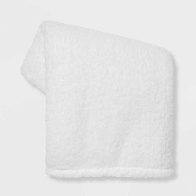 Sherpa Throw Blanket White - Room Essentials™