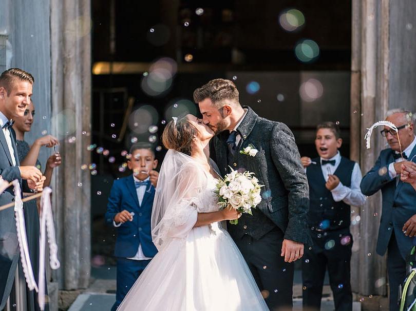 The Wedding Website of Karibay Carolina Angeles and Jose Esteban Aramboles