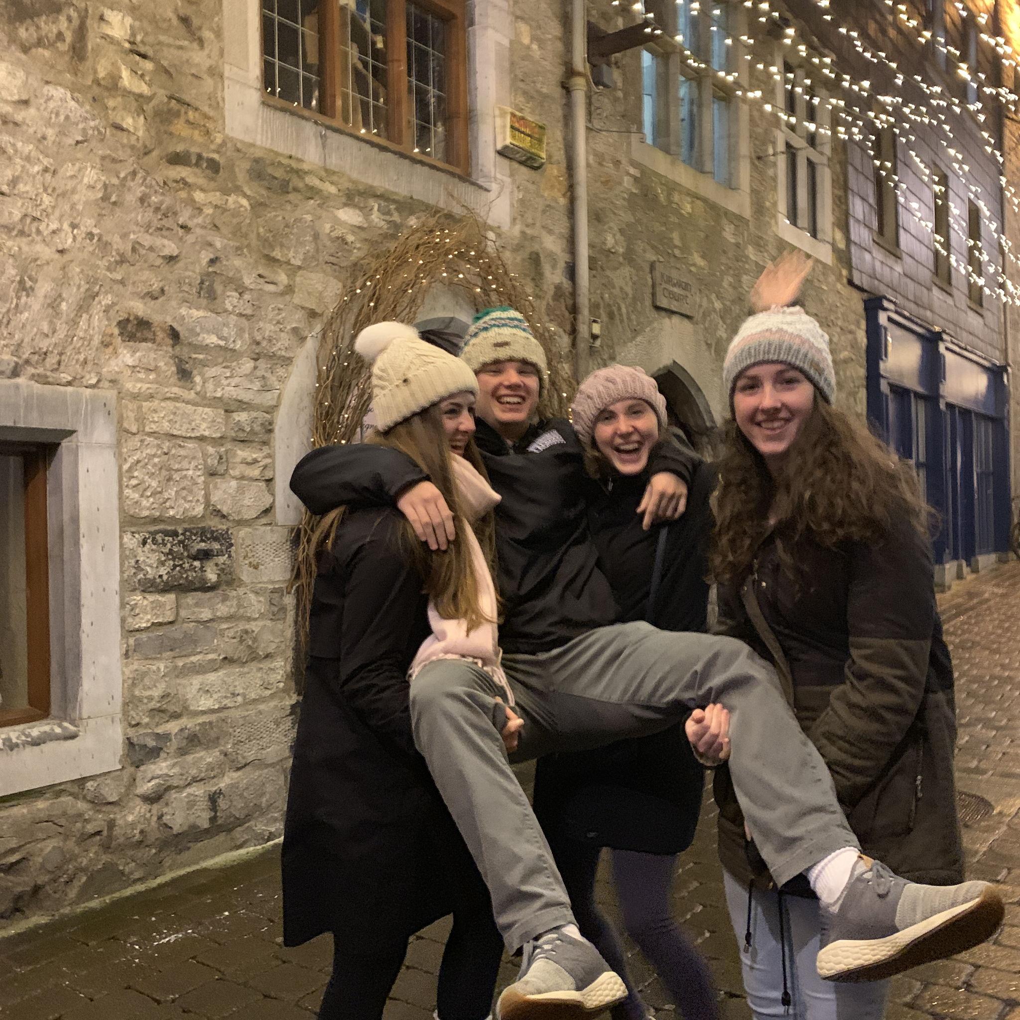 Family visits Jess in Ireland