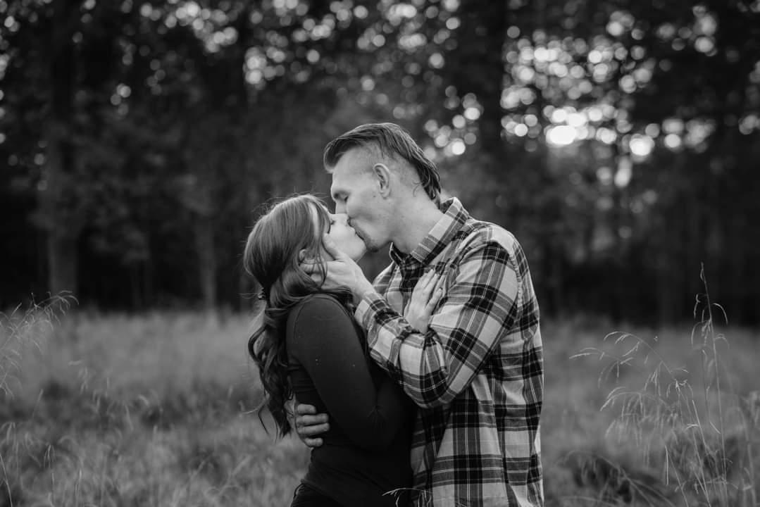 The Wedding Website of Amanda Kramer and Anthony Besaw