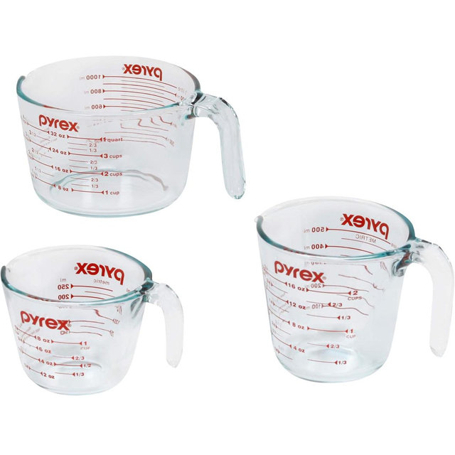 Pyrex Essentials (3-Pack) Glass Measuring Cups Set, (1, 2 & 4 Cup) Measuring Cups For Prepping, Baking and Cooking, Preheated Oven, Dishwasher, Freezer, and Microwave Safe