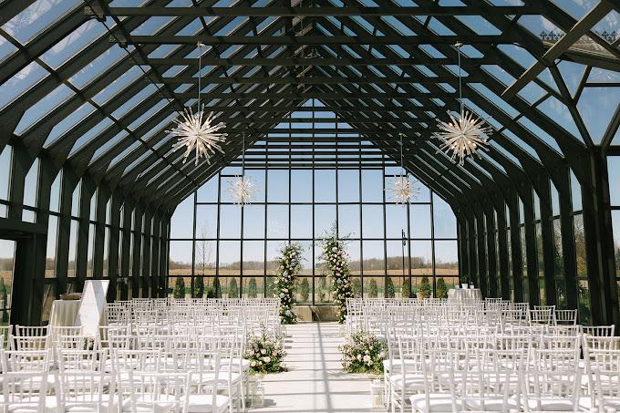 The Wedding Website of Gabrielle Gunther and Maxwell Lyon