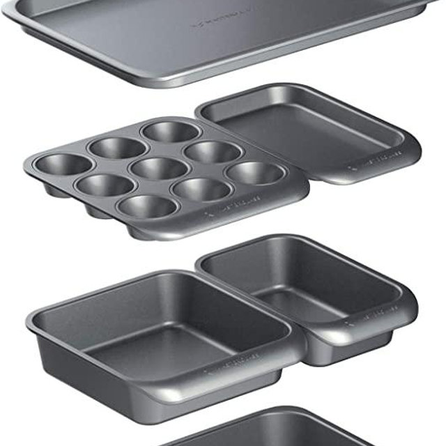 masterclass KitchenCraft Smart Space Non Stick Carbon Steel Stackable Bakeware Set Including Roasting Tin, Baking Trays and Muffin Tray, 7 Piece Set