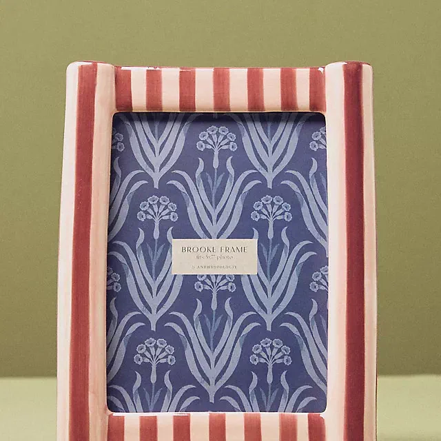 Brooke Patterned Frame