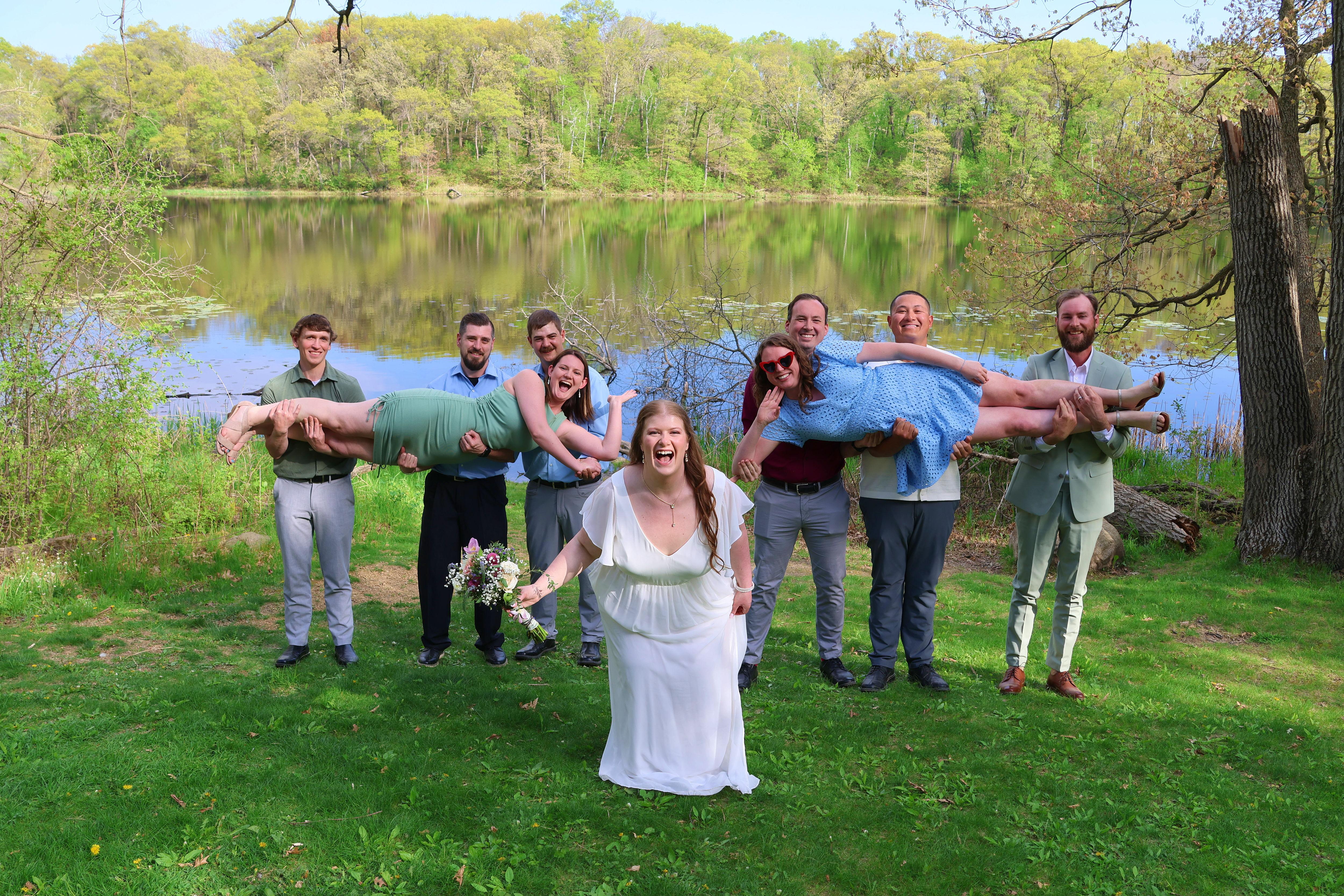 The Wedding Website of Madeline Thomas and Connor Thomas