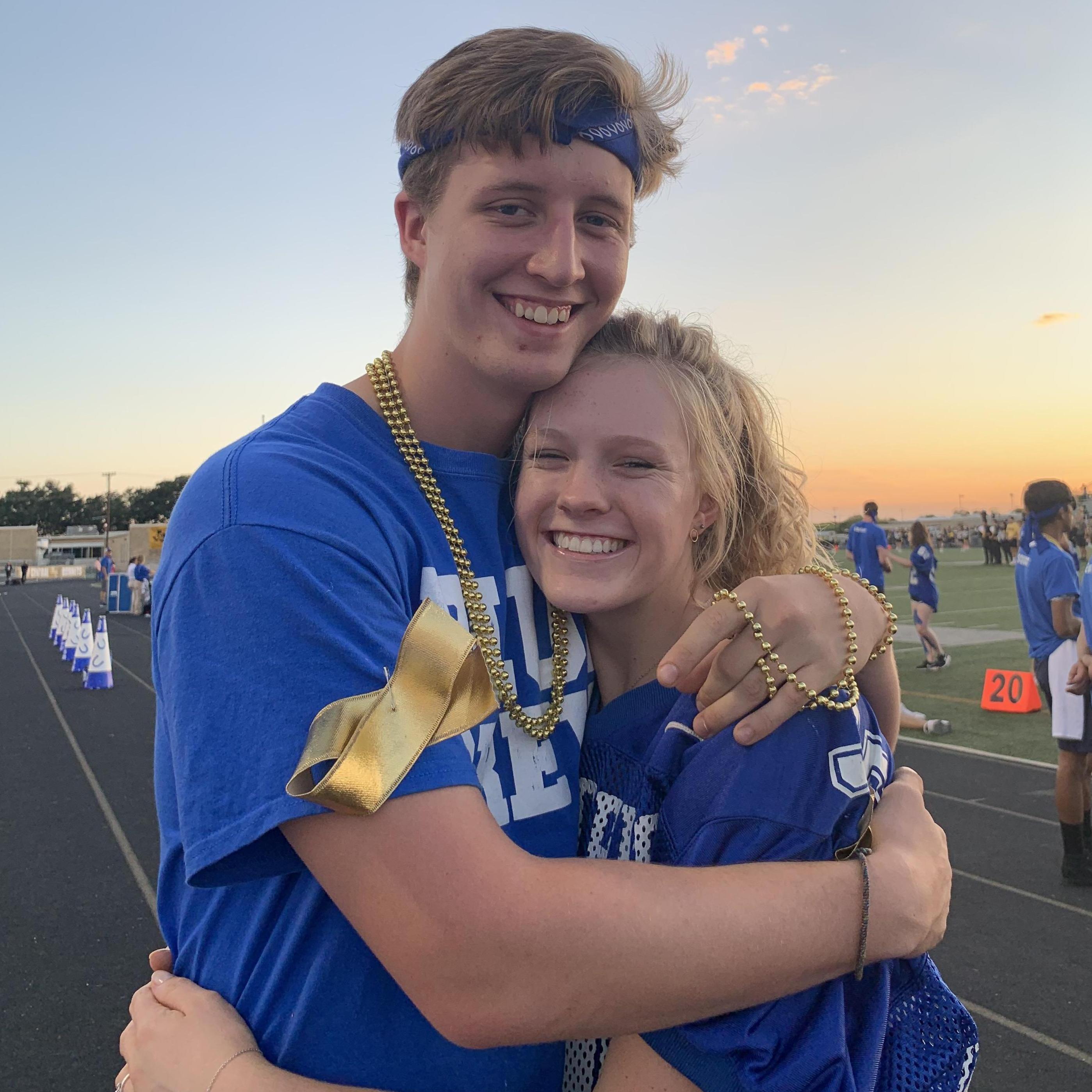 We were on the Unicorn spirit team together as seniors in high school! Biiiig sports fans. (2020)