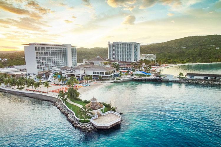 The Wedding Website of Teara Barnes and Shawn Wildrick