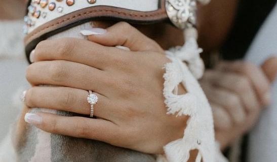 The Wedding Website of Bryanna Burchell and Jordan Barnett