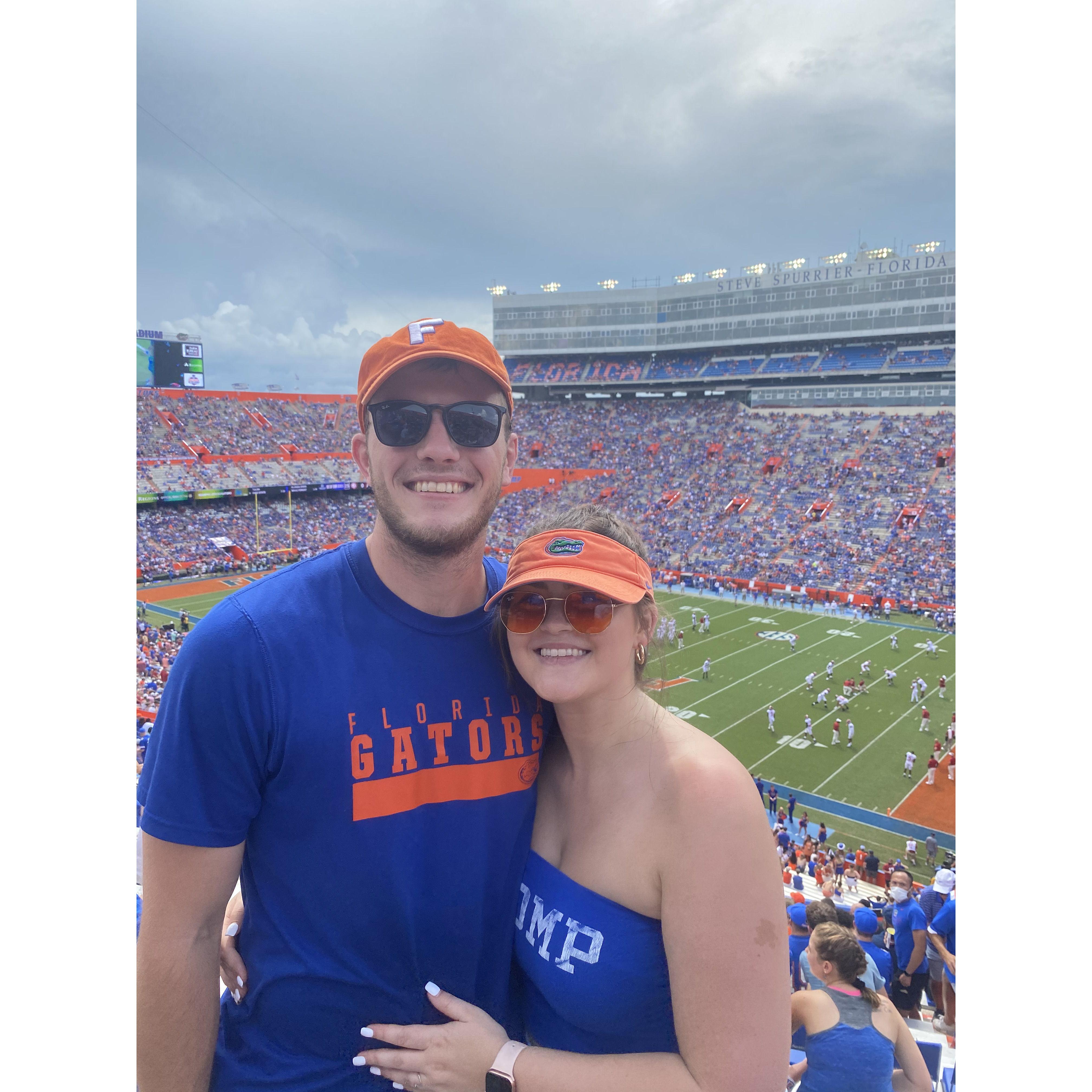 We love Gator games!!