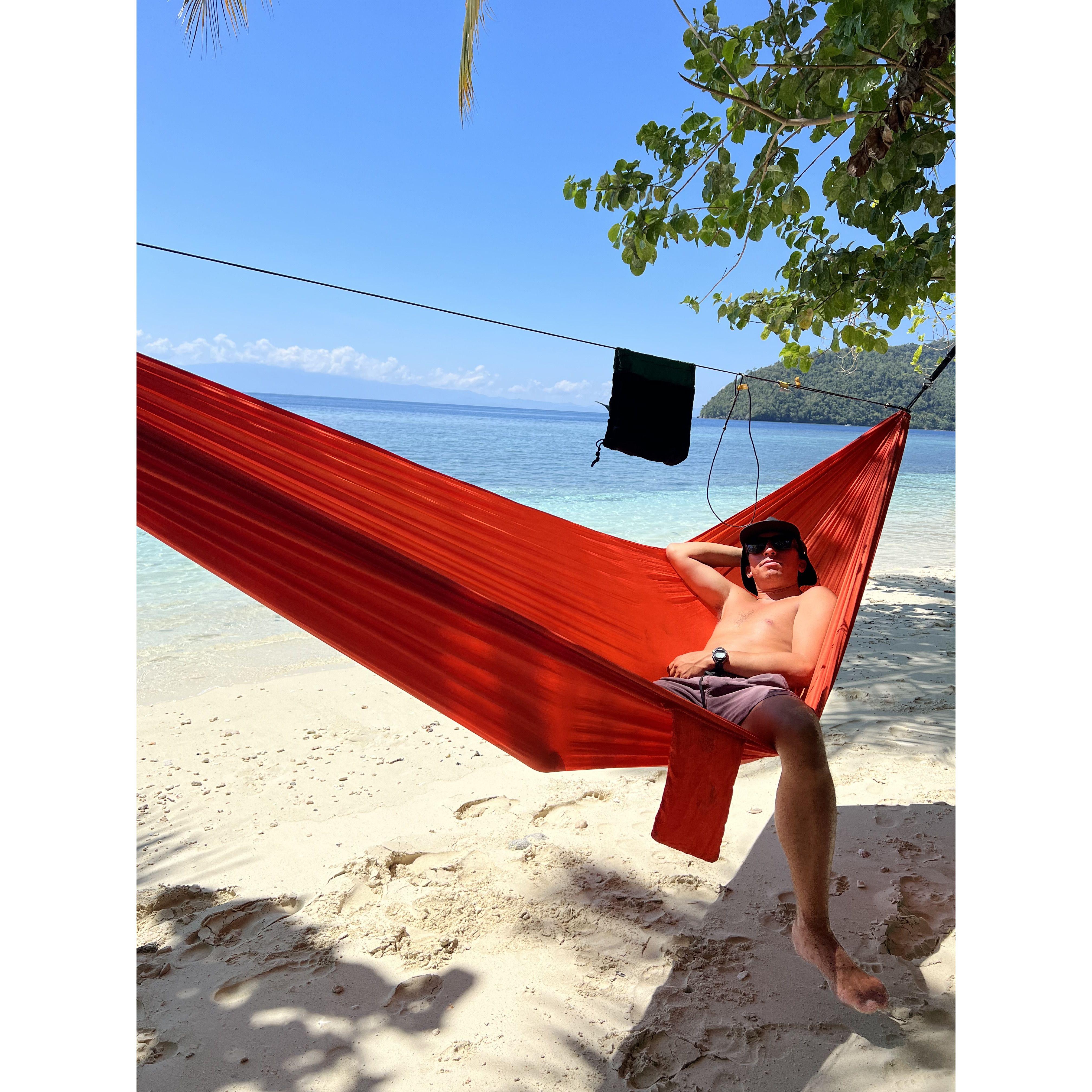 Hammock life in Raja Amat | Indonesia